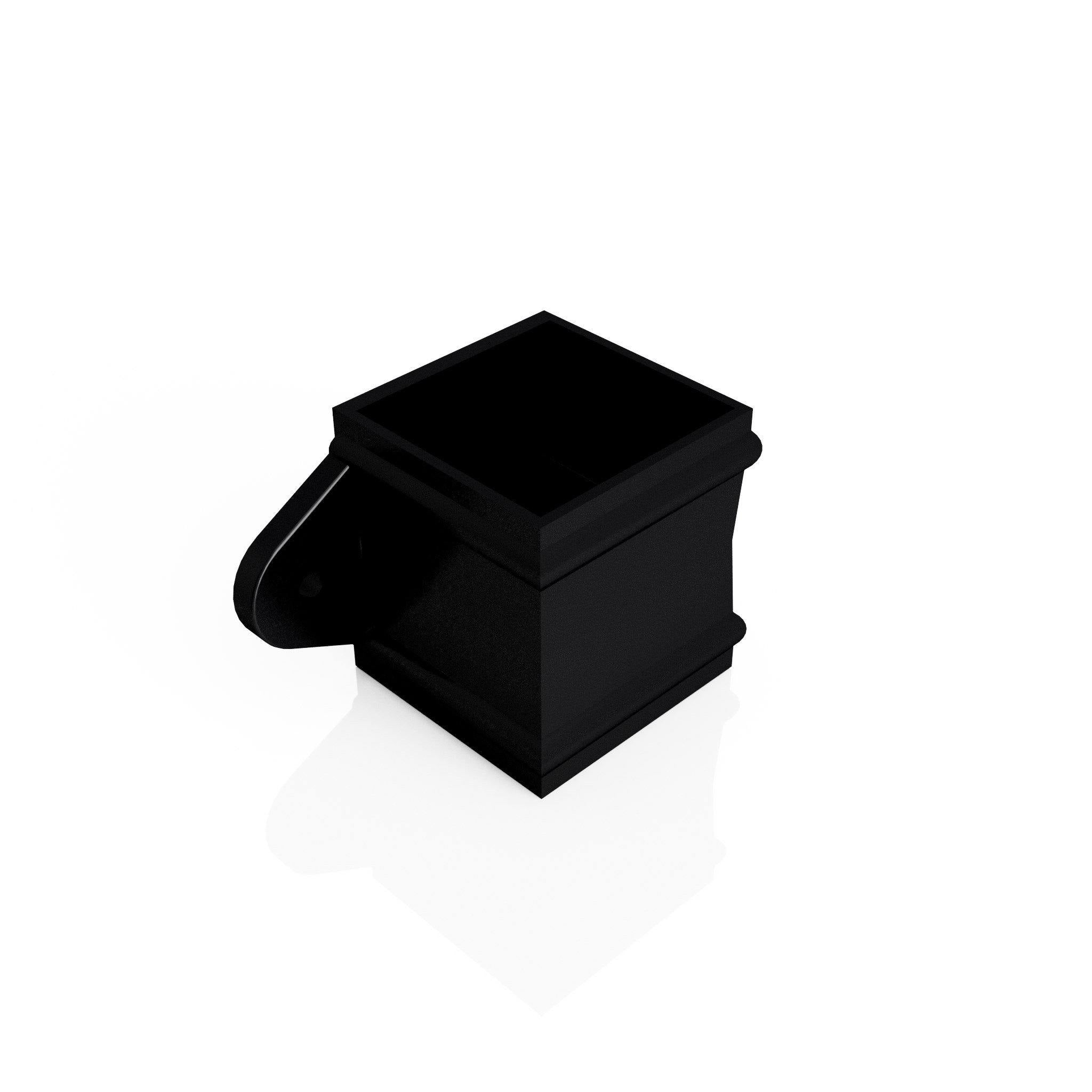 DT724 - TRADITIONAL SPARE SOCKET (Eared) - 72x72mm - Alugutter